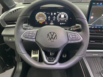 T-Roc R-Line 1.5 l eTSI OPF DSG R-Line IQLight – Bild 11