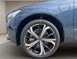 XC60 T6 Twin Engine PHEV Plus Dark Recharge ACC