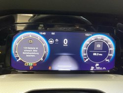 Golf VIII 1.5 eTSI W Style DCC IQLight ACC AUT