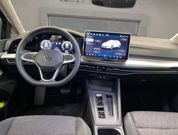 Golf VIII Variant 1.5 eTSI  85 kW Life ACC AHK