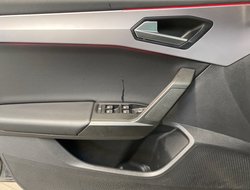 Leon 1.5 eTSI FR ACC AUT Kam. Navi Sportp. LED