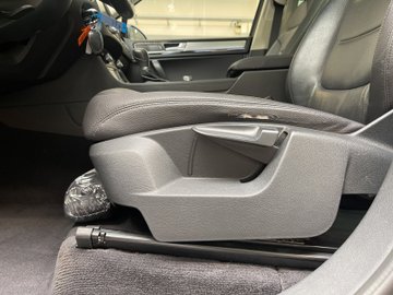 Touareg 4Motion 3.0 BMT V6 TDI Terrain Tech Pano – Bild 11