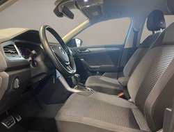 T-Roc 1.5 TSI Active AUT Navi el.Heck KlimaA. LM
