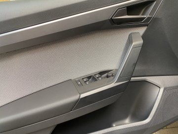Ibiza 1.0 TSI 85 kW FR ACC AUT Kam. Navi Sportp. – Bild 9