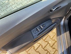 Fabia 1,0 TSI Tour Kamera Navi KeyLess LM