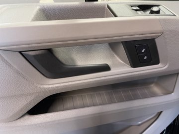 Crafter 35 Kasten Plus FWD MR Hochdach TDI – Bild 8