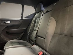 XC40 T4 Twin Engine PHEV Plus Dark Recharge AUT