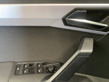 Ibiza 1.0 TSI FR ACC AUT Kam. Navi Sportp. LED – Bild 9
