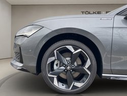 Superb Combi 2.0 TDI W Sportline DCC ACC AHK AUT