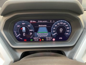 Q4 e-tron 40 e-tron AUT Navi Standh. Virtual LED – Bild 12