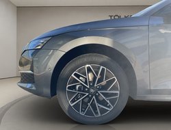 Octavia Combi 2.0 TDI DSG Tour ACC AHK AUT Navi