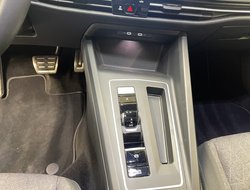 Golf VIII 1.0 eTSI Move AUT Virtual DynLicht LED