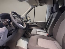 Crafter 35 2.0 TDI Kasten lang Hochdach Navi
