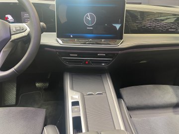 Passat Variant 1.5 TSI e W Business DCC ACC AHK – Bild 14