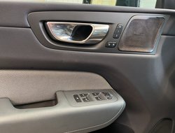 XC60 echarge T8 Twin Engine R Design Recharge