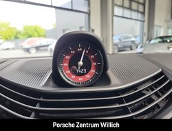 Taycan GTS HA-Lenkung Active-Ride Head-Up