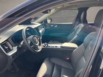 XC60 B5 AWD Ultra Dark ACC AHK AUT Kam. Navi – Bild 8