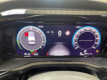 T7 Multivan 1.5 TSI e 4MOTION Style lang DCC AHK – Bild 11
