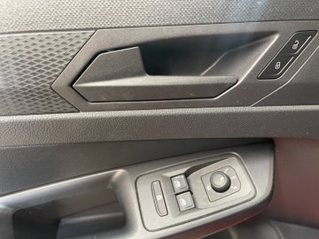 Caddy 2.0 TDI Navi PDC SpurH – Bild 9