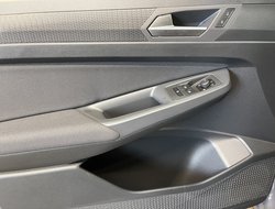 Caddy 1.5 TSI Dark Label Pano ACC Kam. Navi Pano