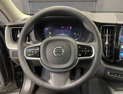 XC60 B5 (E6e) Ultra Dark ACC AHK AUT Kam. Navi