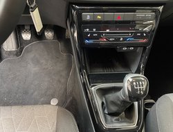 T-Cross 1.0 TSI 70 kW Life ACC AHK Kam. Navi LED