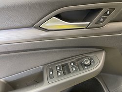 Golf VIII 1.5 TSI Style IQLight ACC Kam. Navi LM