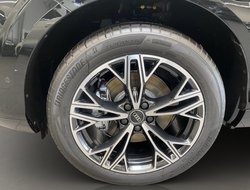 Q3 Sportback 1.5 W Pano S-line AHK AUT Navi Pano