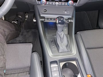 Q3 40 2.0 TFSI quattro advanced Pano AHK AUT 360 – Bild 14