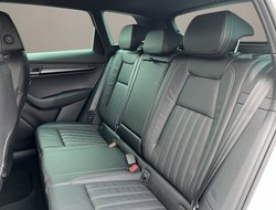 Karoq Sportline DCC Navi Matrix 360 Standh. ACC