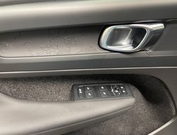 XC40 P8 Core Recharge Pure Electric AHK AUT Kam.