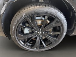 XC60 B5 Plus Black Edition ACC AHK AUT Kam. Navi