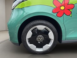 ID.Buzz LR W Pro IQLight ACC AHK AUT Kam. LM