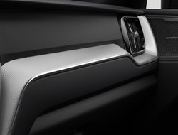 XC60 T8 Plus Black Edition Lagom- Paket PANO AHK