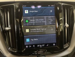 XC60echarge T6 Twin Engine PHEV R