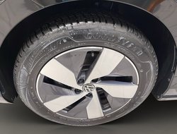 Passat Variant 2.0 TDI W Business ACC AHK AUT LM