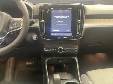 XC40 B3 Core AUT Kam. Navi Virtual el.Heck LED – Bild 14