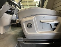 T7 Multivan 2.0 TDI lang Style  IQLight ACC