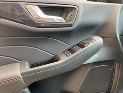 Kuga 2.5 Duratec PHEV ST-Line X ACC AUT Kam. HUD