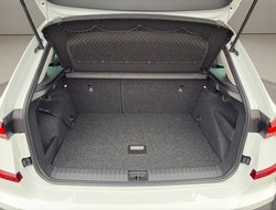 Kamiq 1.0 TSI DSG ACC Navi AHK Virtual LED