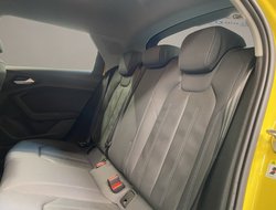 A1 allstreet 30 1.0 TFSI basis    AUT Leder
