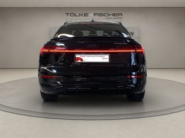 Q8 e-tron Sportback  55 quattro S-Line Pano AUT – Bild 5