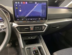 Leon 1.5 eTSI FR ACC AUT Kam. Navi Sportp. LED