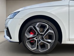 Octavia Combi 2.0 TSI RS Plus DCC ACC AHK AUT LM