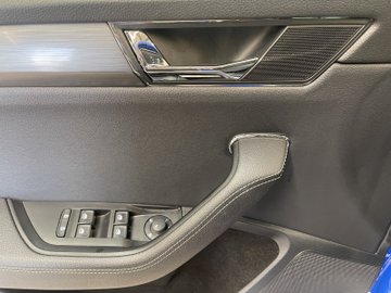 Superb Combi 2.0 TDI Style ACC AHK AUT Kam. Navi – Bild 9