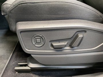 Q5 2.0 TDI quattro W ACC AHK AUT Kam. Navi LED – Bild 10