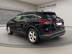 Q4 40 e-tron Basis ACC AUT Kam. Navi Pano HUD LM