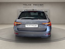 Superb Combi 2.0 TDI Style ACC AUT Kam. Navi LED
