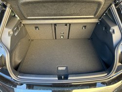 Born VZ 240 (79kWh) DCC HUD Pano Alcant. SHZ