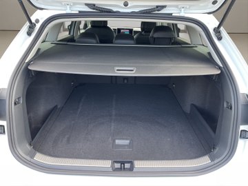 Passat Variant 1.5 eTSI W Business ACC AHK AUT – Bild 17